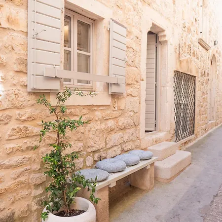 Dolce Ferienhaus Hvar Town